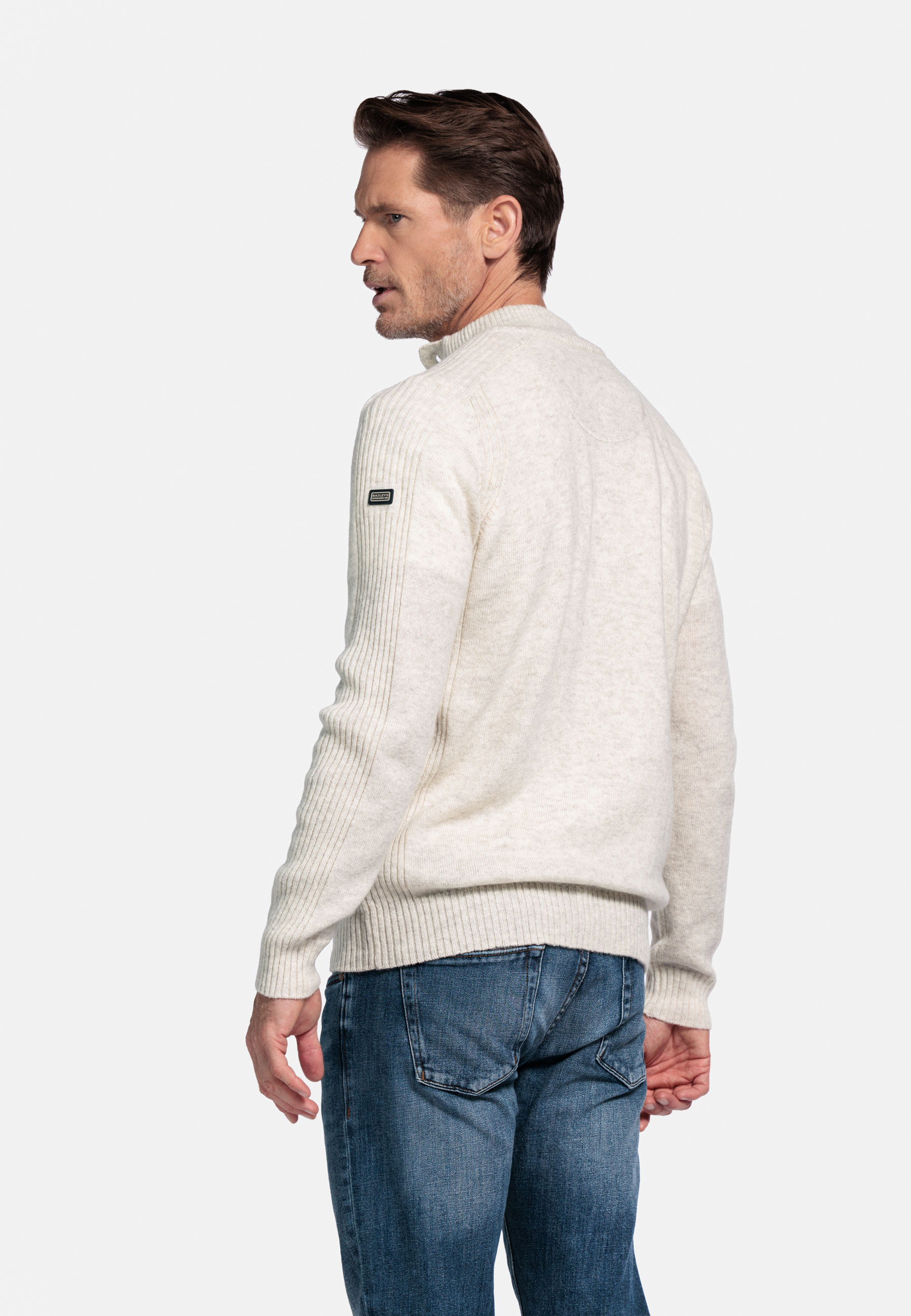 Lamswollen trui met halve rits en knopen -  Beige