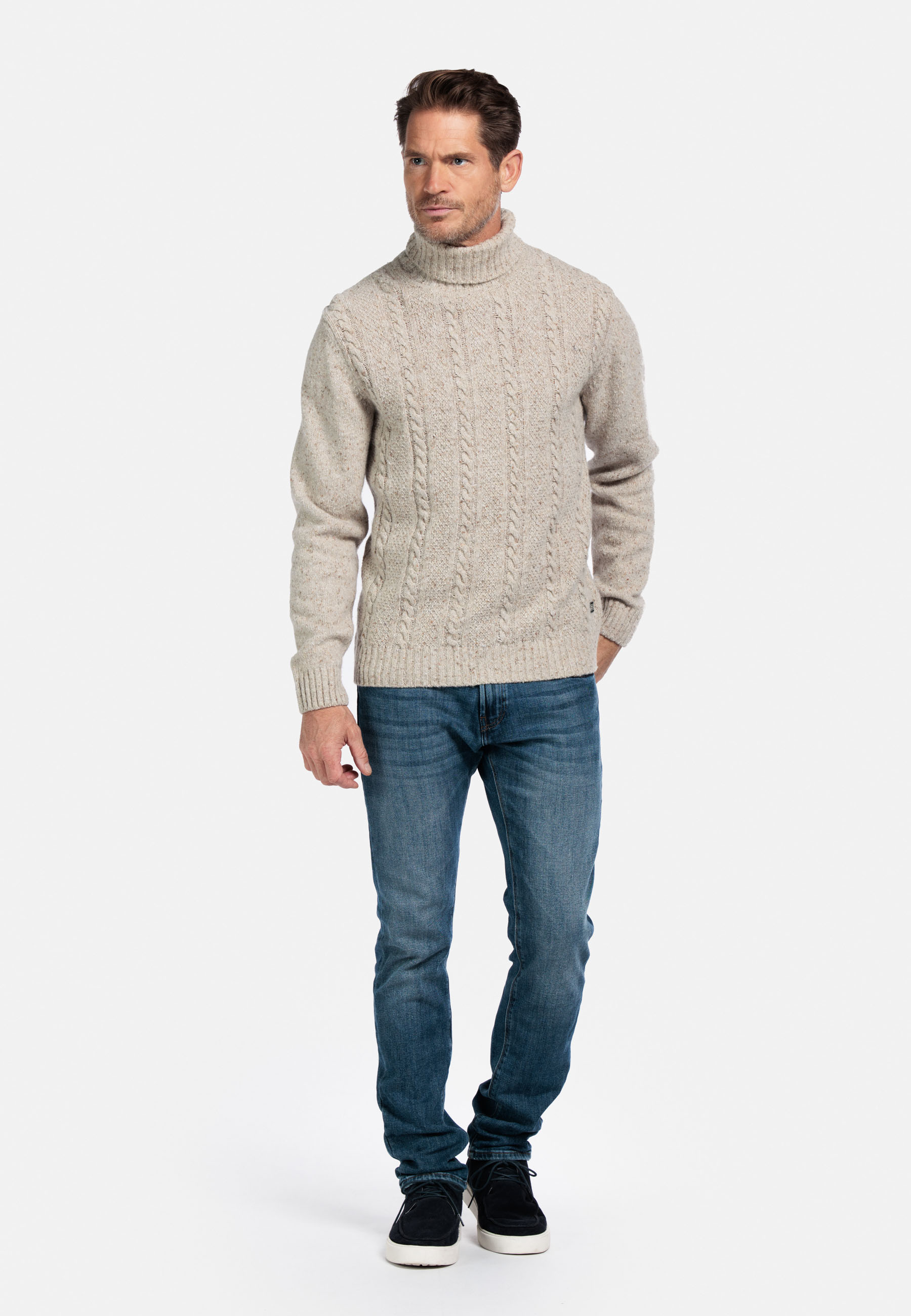 Wolmix coltrui met kabelstructuur - Beige