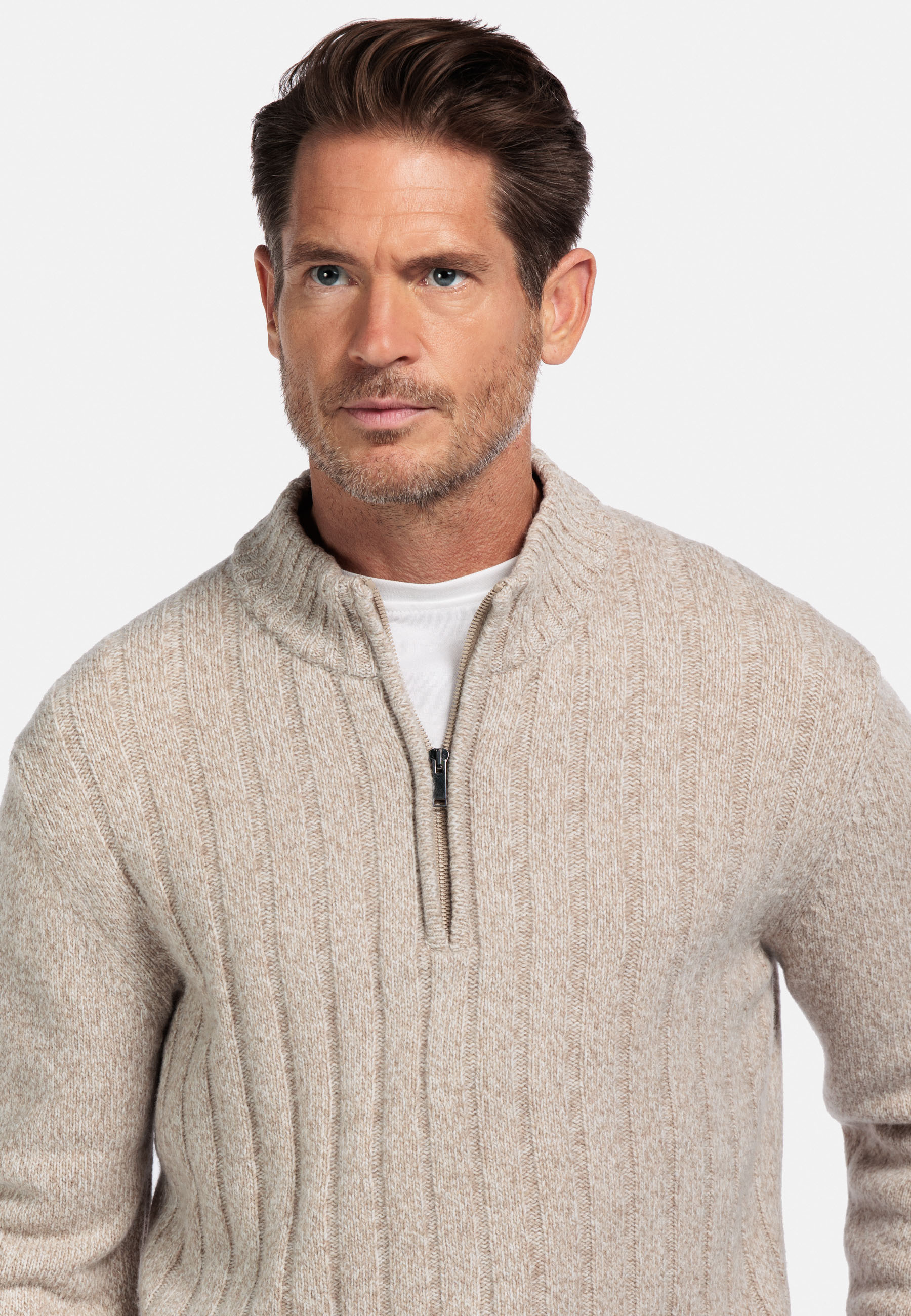 Wolmix trui met halve rits - Beige