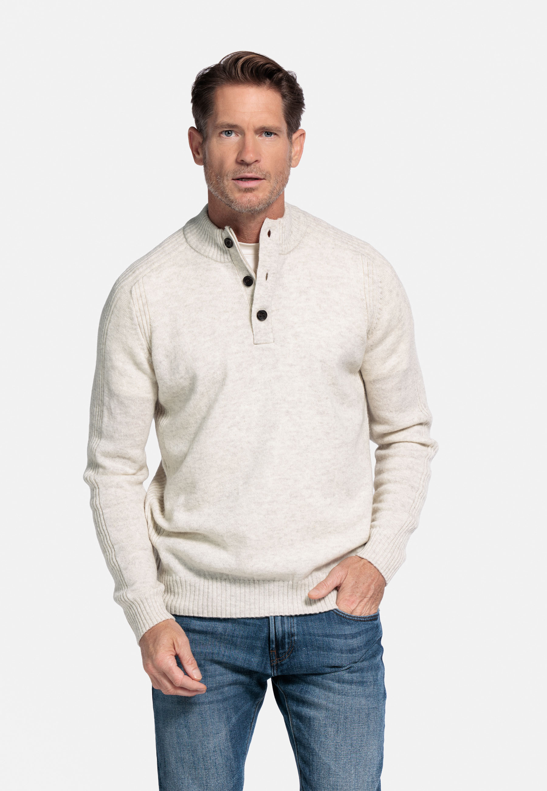 Lamswollen trui met halve rits en knopen -  Beige